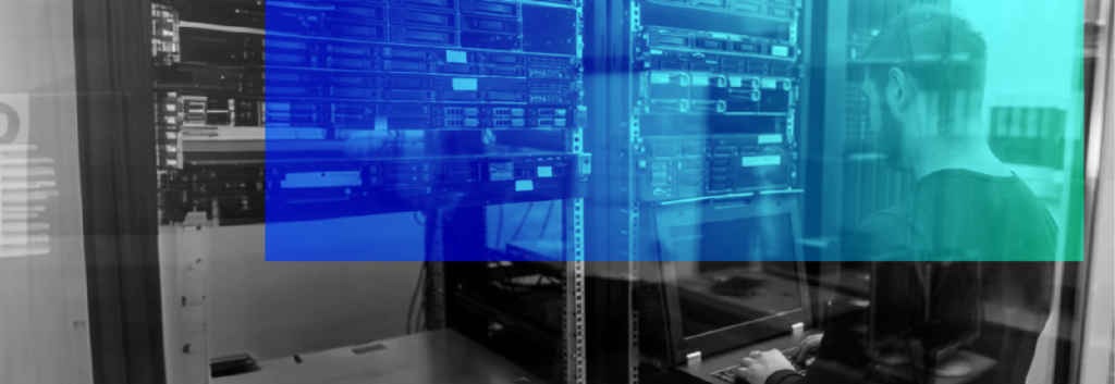 Muchas veces, las infraestructuras on premise tienen aplicaciones desarrolladas sobre lenguajes o procesos antiguos u obsoletos.
