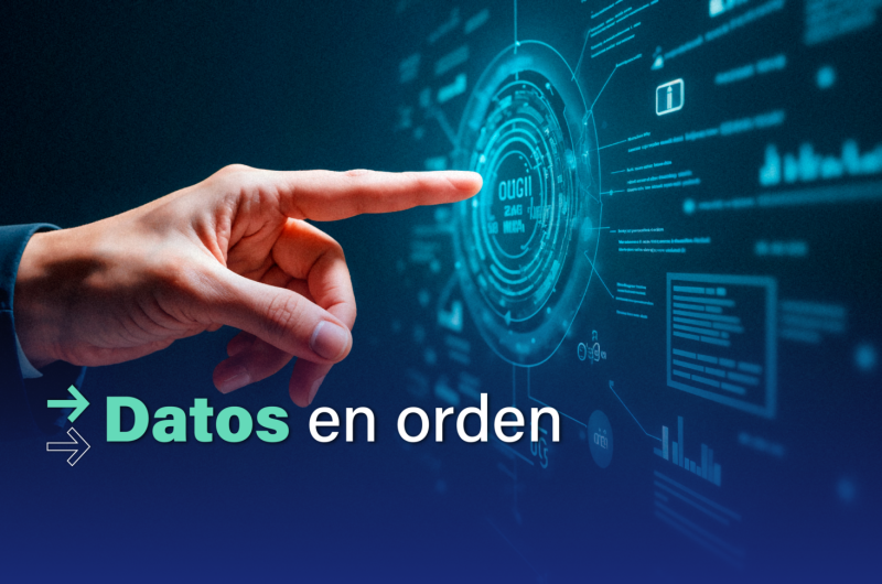 Dedo señalando a una pantalla de computadora